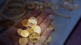 Altın talebinde tarihi rekor! D&uuml;nya sarı metale h&uuml;cum etti&hellip; Tarihte ilk kez 5.000 tonun &uuml;zeri g&ouml;r&uuml;ld&uuml;