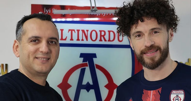 Altınordu, G&ouml;khan S&uuml;zen'i Renklerine Bağladı!