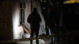 Antalya'da Gecekondu Yangını: 1 Kişi Hayatını Kaybetti, 1 Kişi Yaralı