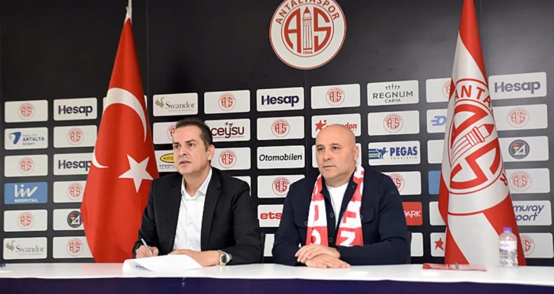 Antalyaspor'da Sami Uğurlu'dan transfer a&ccedil;ıklaması!