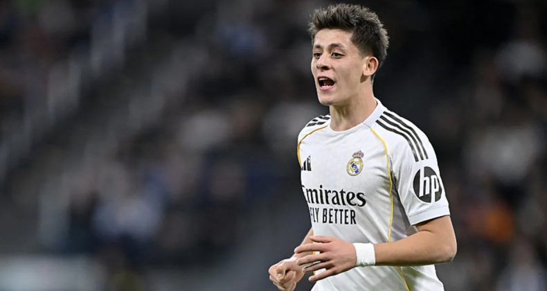 Arda G&uuml;ler'den Fenerbah&ccedil;e Paylaşımı!