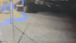 Arnavutk&ouml;y&rsquo;de Cami Avlusunda Şok: Yaşlı Adama Silahlı Saldırı!