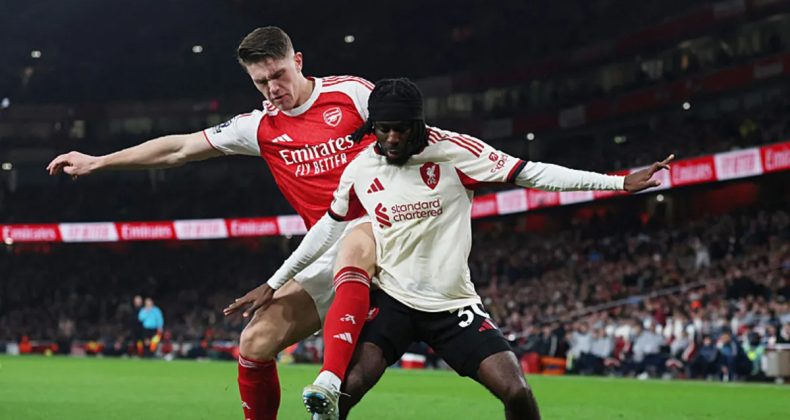 Arsenal ve Liverpool Berabere Kaldı!