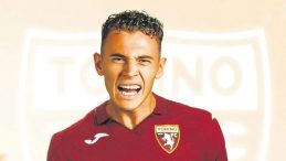 Asllani'ye Şampiyonlar Ligi Yolu A&ccedil;ık!