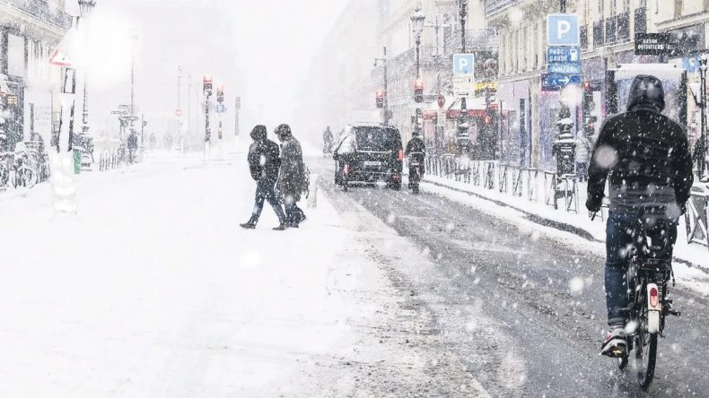 Avrupa Kışın Etkisi Altında: En Az 6 Kişi Hayatını Kaybetti