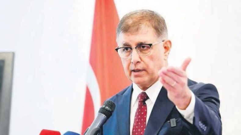 Baba Dava A&ccedil;tı, Oğlu İşsiz Kaldı