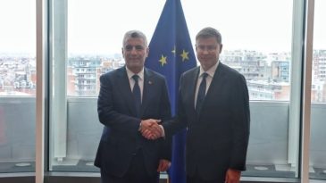 Bakan Bolat, AB Ekonomi ve Verimlilikten Sorumlu Komiser Dombrovskis ile g&ouml;r&uuml;şt&uuml;