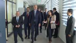 Bakan Ersoy'dan Konservasyon Laboratuvarı'na ziyaret