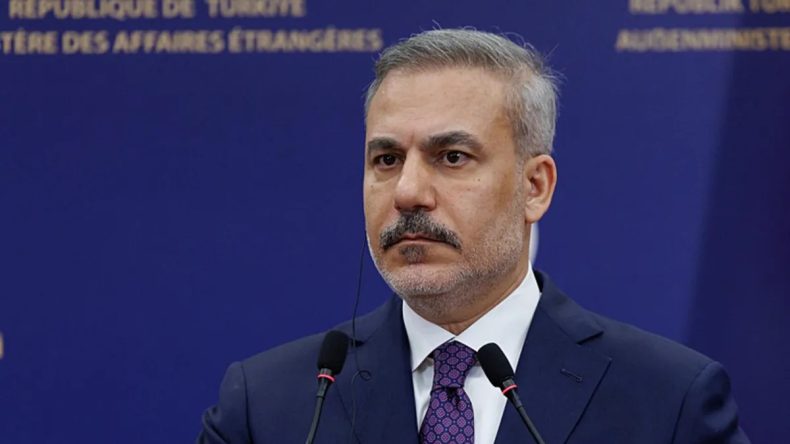 Bakan Fidan, Pakistanlı Meslektaşıyla Bir Araya Geldi!