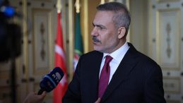 Bakan Fidan&rsquo;dan Suriye&rsquo;ye &Ouml;nemli Mesaj: SDG Ter&ouml;rle Bağlantısını Kesmelidir