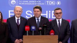 Bakan Tun&ccedil;: Annelerin S&ouml;zleri Her Zaman Kıymetlidir