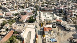 Bakanlıktan Hatay'daki Elektrik Kesintilerine M&uuml;dahale: 200'&uuml;n &Uuml;zerinde Personel Sevk Edildi