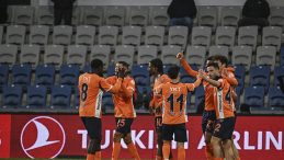 Başakşehir, Fatih Karag&uuml;mr&uuml;k'&uuml; 2-1 ile Ge&ccedil;ti!