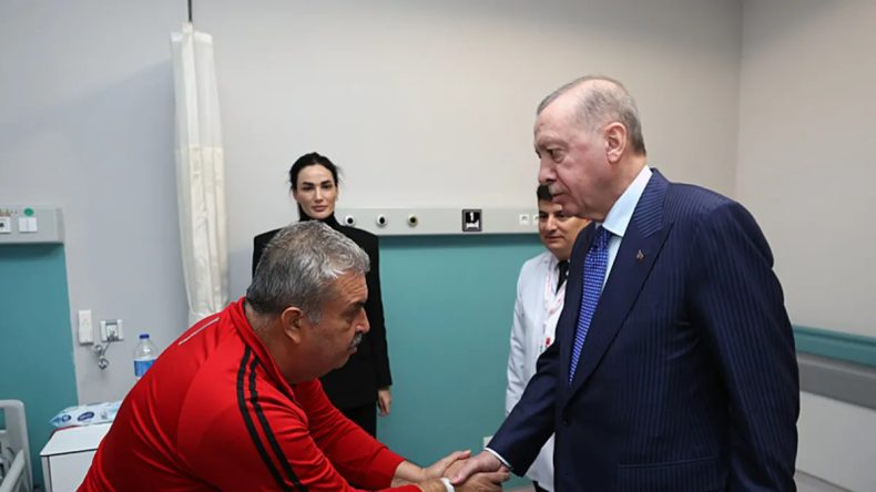 Başkan Erdoğan, Aydın Şehir Hastanesi'nde Hastalarını Ziyaret Etti