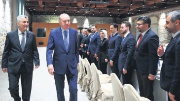 Başkan Erdoğan, M&Uuml;SİAD Heyetini Kabul Etti