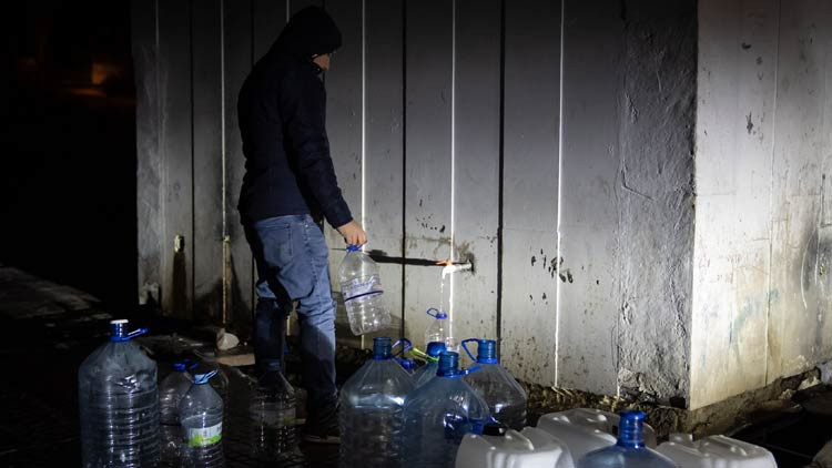 Başkentte Kesintiler Nedeniyle İ&ccedil;me Suyu &Ccedil;eşmelerden Sağlanıyor