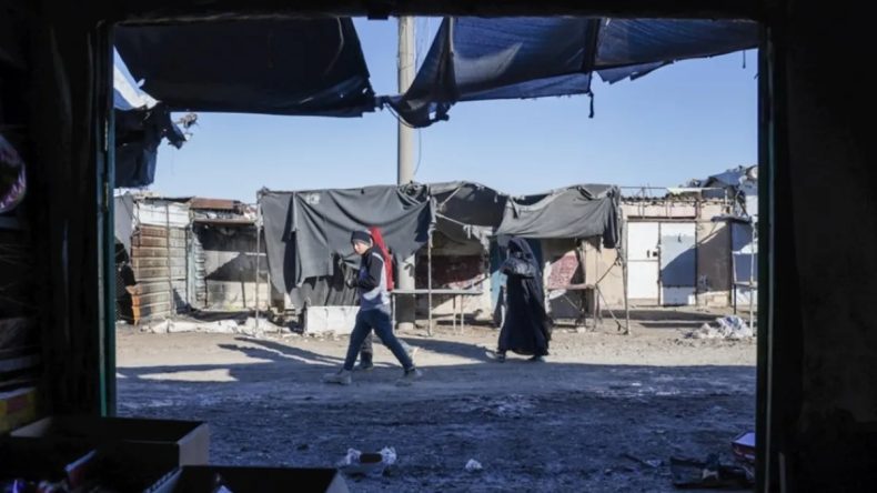 Batı Şeria&rsquo;da zorla tahliye! Siyonist İsrailliler bedevi k&ouml;y&uuml;n&uuml; boşalttı