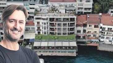 Bebek Otel&rsquo;in Sahibi &Uuml;&ccedil; Maymun Oyunculuğu Yaptı