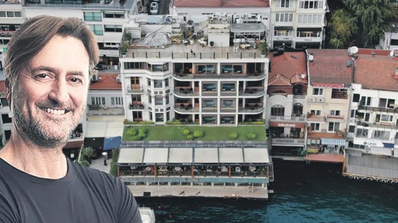 Bebek Otel&rsquo;in Sahibi &Uuml;&ccedil; Maymun Oyunculuğu Yaptı