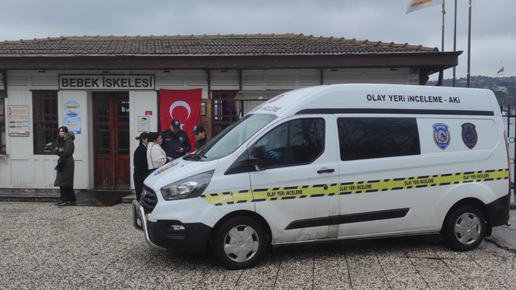 Bebek'te denizde erkek cesedi bulundu