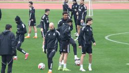 Beşiktaş&rsquo;ta Felix Uduokhai Takımla &Ccedil;alıştı!