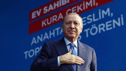 Bizimle Tartışma Değil, Eserlerle Yarışın