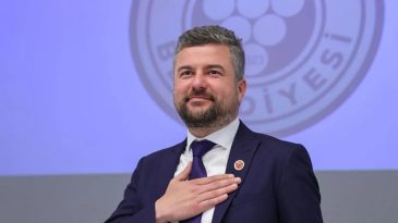 Buca&rsquo;da Tartışmalar Devam Ediyor: CHP Teşkilatı Maaşa Bağlandı!
