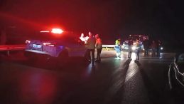 Bursa'da Feci Kaza! Otomobil Bariyere &Ccedil;arptı: 2 Ağır Yaralı