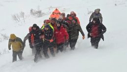 &Ccedil;ığ Altında Kalan &Ccedil;obanın Cenazesine Ulaşıldı