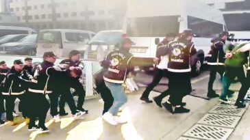 &Ccedil;ocuğu &Ccedil;ocuğa &Ouml;ld&uuml;rtt&uuml;ler