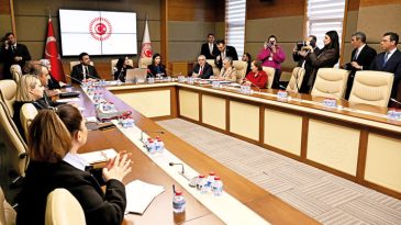 &Ccedil;ocukları Su&ccedil;a İten 'Aile ve Yoksulluk Etkisi'