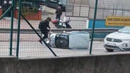 Cep Telefonuyla Anbean Kaydedildi: R&uuml;zgar Otomobili Devirdi