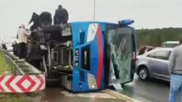 Cezaevi Nakil Aracının Devrilmesi: 19 Yaralı