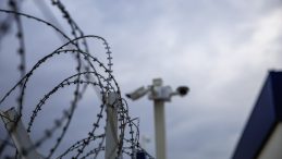 Cezaevindeki S&ouml;zl&uuml; Tartışma Kanlı Sonu&ccedil;landı: 21 H&uuml;k&uuml;ml&uuml; Hastaneye Kaldırıldı