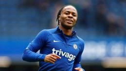 Chelsea, Raheem Sterling ile Yollarını Ayırdı!