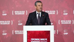 CHP Genel Başkanı &Ouml;zel, Toplumsal Barış ve Demokrasi Konferansı'nda konuştu