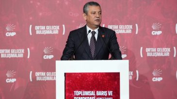 CHP Genel Başkanı &Ouml;zel, Toplumsal Barış ve Demokrasi Konferansı'nda konuştu