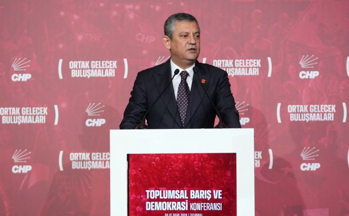 CHP Genel Başkanı &Ouml;zel, Toplumsal Barış ve Demokrasi Konferansı'nda konuştu