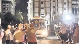 CHP'li Belediyede Yasal S&uuml;re&ccedil;: 5 Kişi Tutuklandı