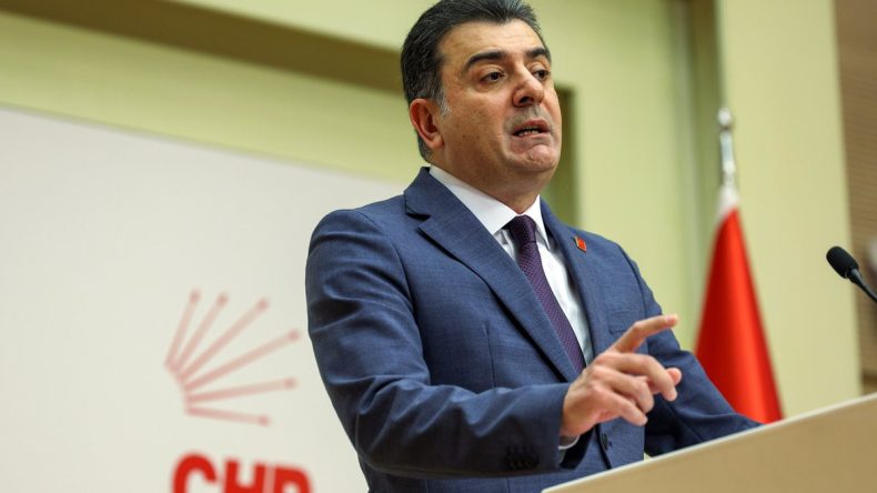 CHP'li Emre: İran'da Dış M&uuml;dahalenin Karşısındayız