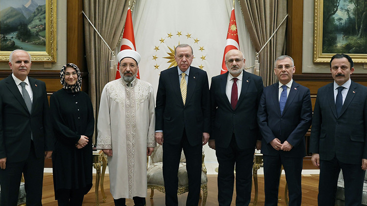Cumhurbaşkanı Erdoğan, Diyanet İşleri Başkanlığı Heyetini Ağırladı