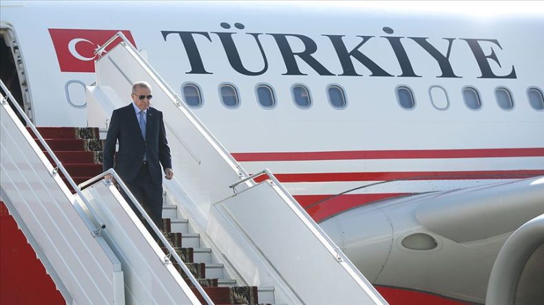 Cumhurbaşkanı Erdoğan Kabine &Ouml;ncesi Ankara'ya Yola &Ccedil;ıktı