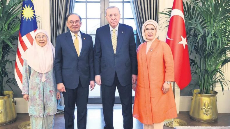 Cumhurbaşkanı Erdoğan'ın Malezya Başbakanı ile G&ouml;r&uuml;şmesi