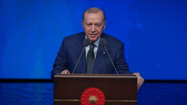 Cumhurbaşkanı Erdoğan'dan &Ouml;nemli A&ccedil;ıklamalar