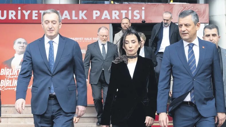 DEM ile G&ouml;r&uuml;şme, YPG İlişkisinde Yeniden G&uuml;ndem Oluşturdu