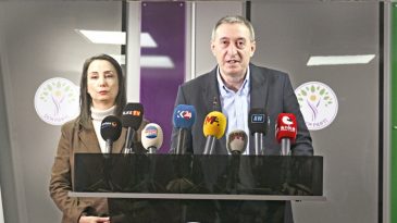 DEM Parti: &lsquo;Halep&rsquo;te ateşkes olumlu&rsquo;