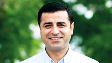 Demirtaş&rsquo;a 1.5 Yıl Hapis Cezası Verildi