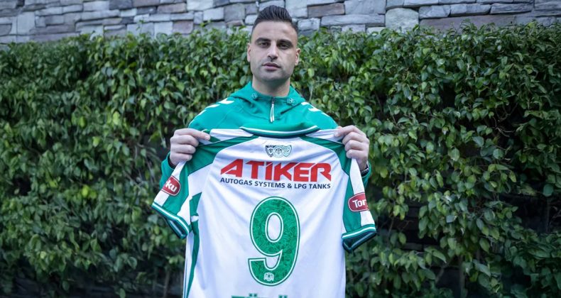 Deniz T&uuml;r&uuml;&ccedil;, Konyaspor ile Anlaşma Sağladı!