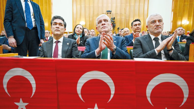 Dervişoğlu: Bayrağa el uzatanın akıbeti bellidir