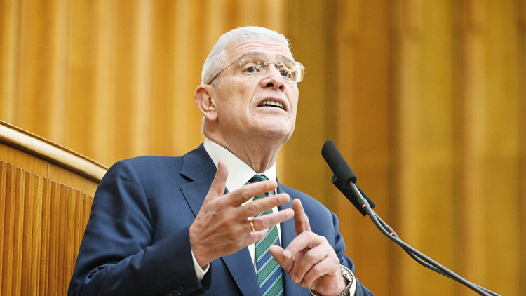 Dervişoğlu&rsquo;ndan SDG tepkisi: Pek de mazlum &ccedil;ıkmadı